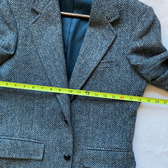 Hardwick Classic Wool sport coat - Picture 13 of 15